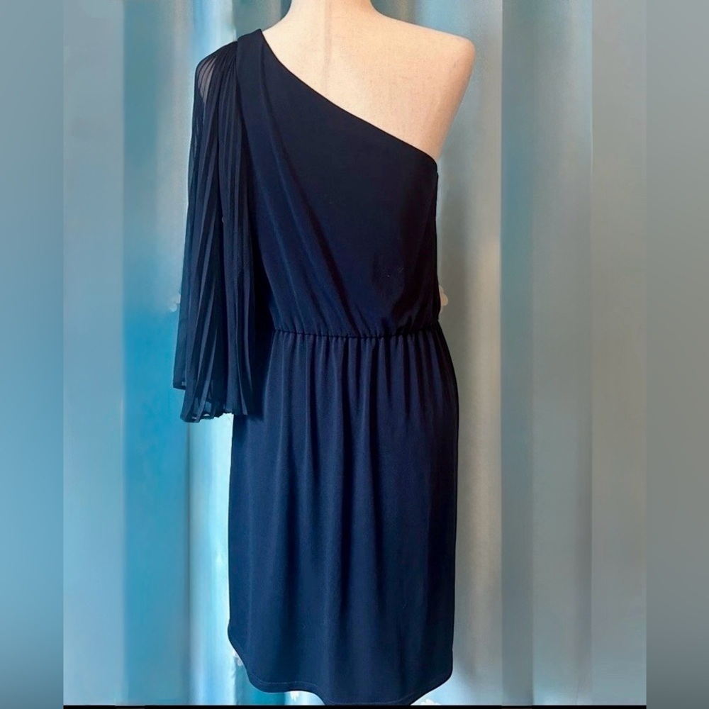 Alice + Olivia Navy One-Shoulder Pleated Dress | Chic Cocktail Mini | Size M